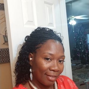 Meet your Posher, Detra